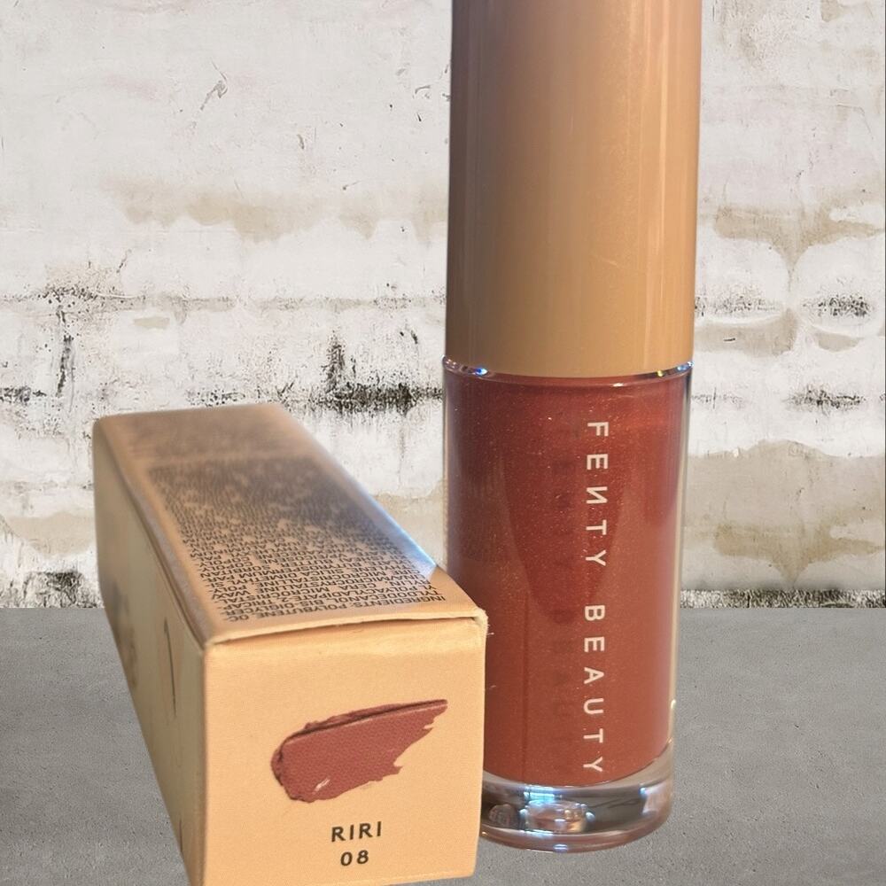 Fenty Gloss Bomb Universal Lip Luminizer in Riri NIB - Picture 2 of 4